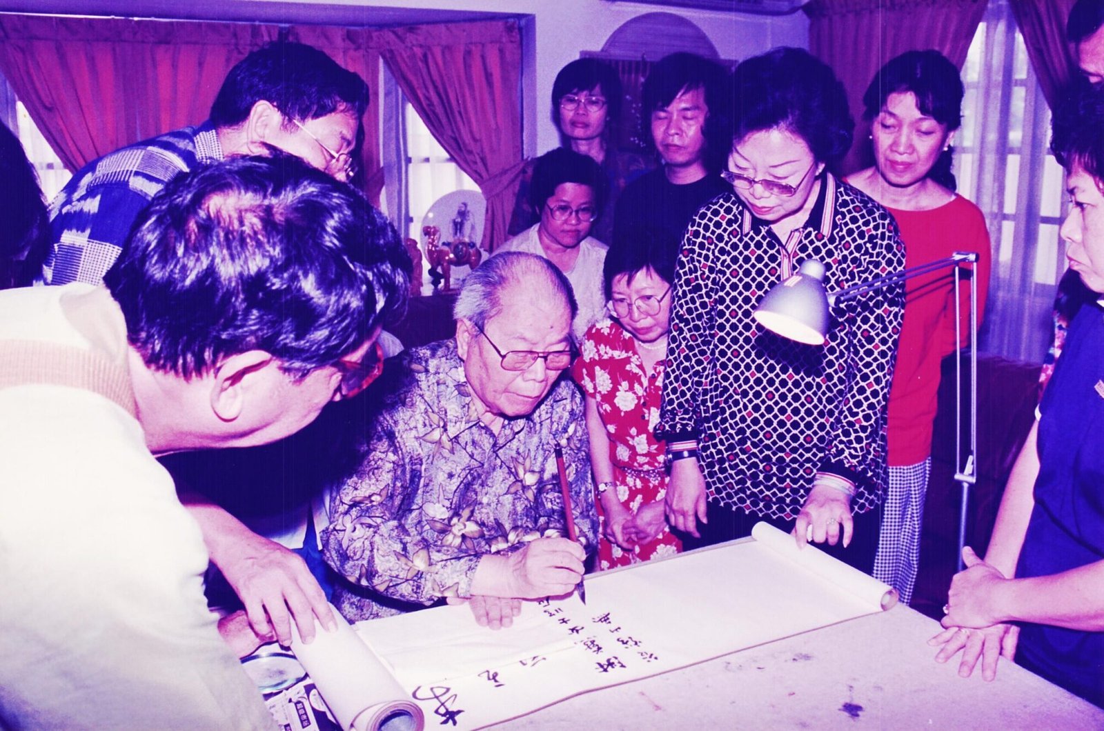 Pan Shou writing a comment for Wong Soo Yen_s scroll (2)